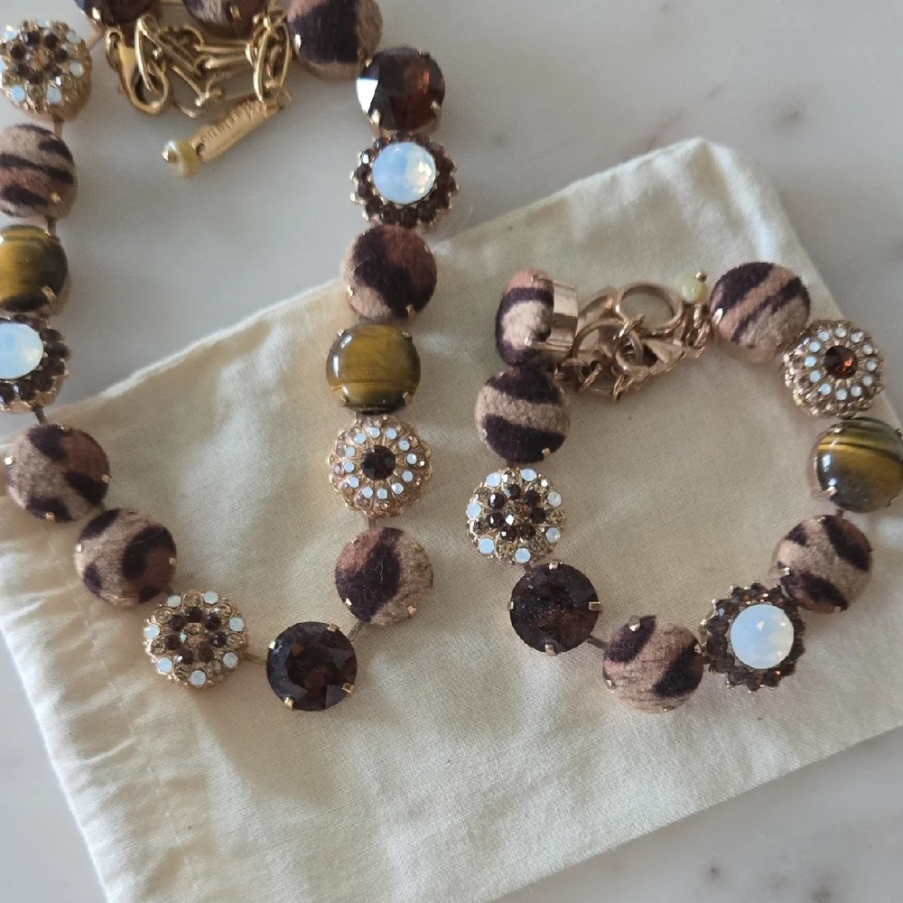 Elegant Brown and Gold Beaded Bracelet and Necklace Set.  Marianna - Picture 4 of 4